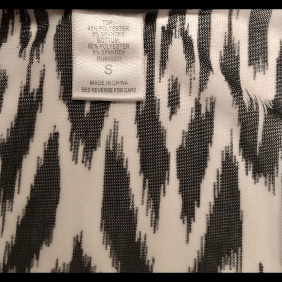 Zebra Print Blouse - Picture 4 of 4